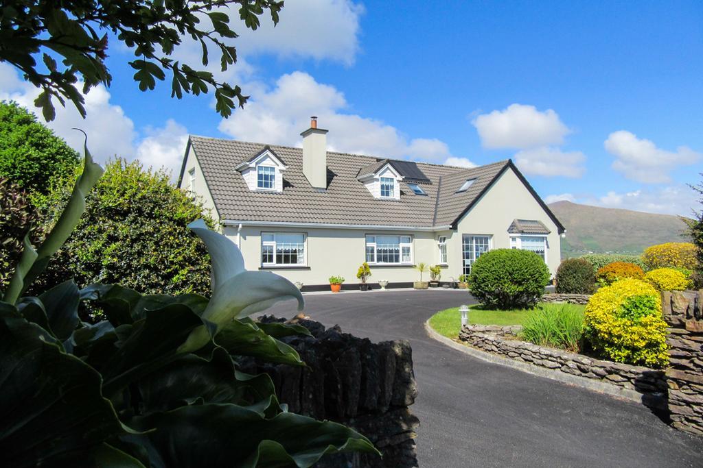 Doonshean View Bed And Breakfast Dingle Exterior photo