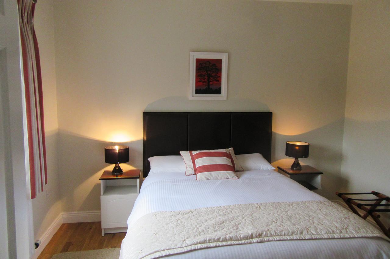 Doonshean View Bed And Breakfast Dingle Exterior photo